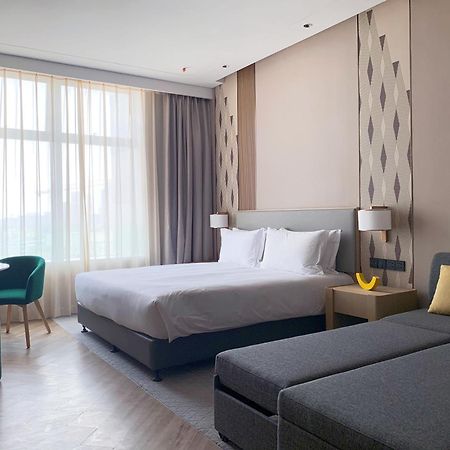 Holiday Inn Wuxi Central Station By Ihg מראה חיצוני תמונה